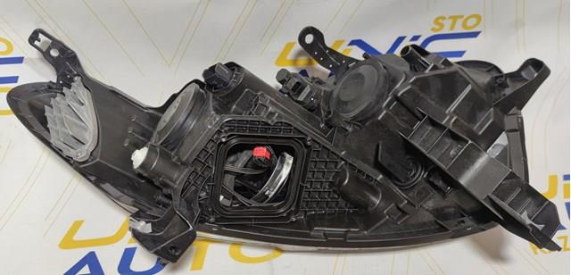 Фара Renault (RVI) 260600479R ціна, від 405.26 USD