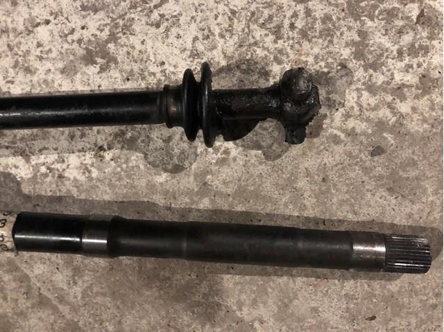 FTH82550X Mazda Привід передній правий