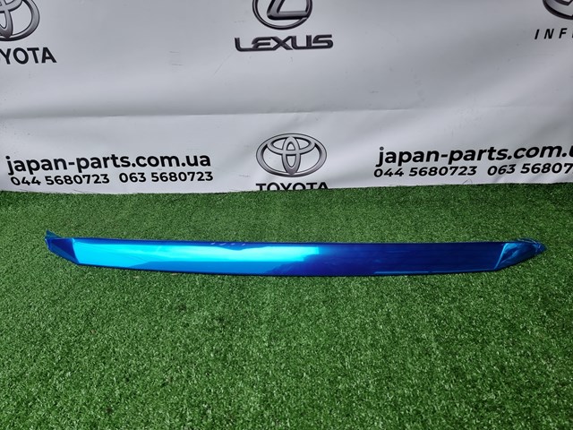 531210K030 Toyota Накладка решітки радіатора