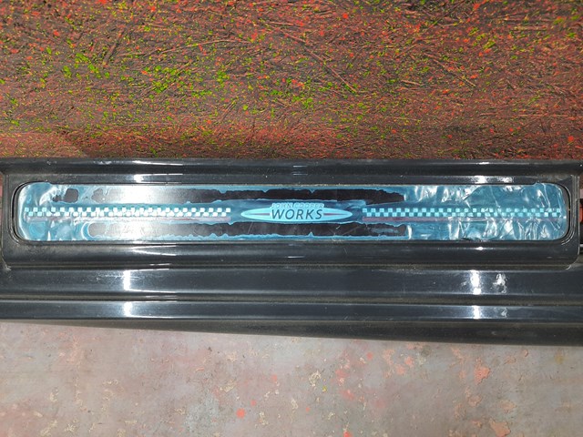 51777381033 BMW 