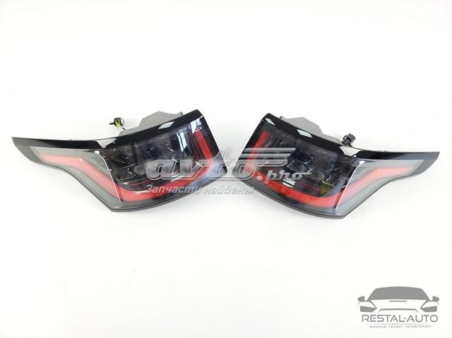 Купити LR099775 Land Rover Задня права фара