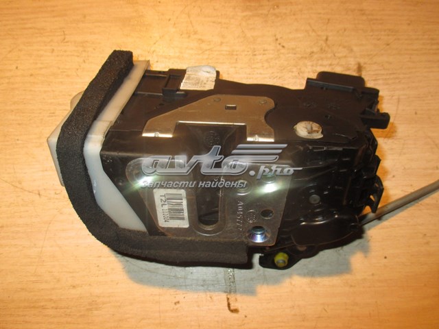 Купити 814102T010 Hyundai/Kia Замок задньої двері, лівої