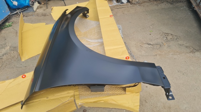 PFD10204AR Signeda Крило переднє праве
