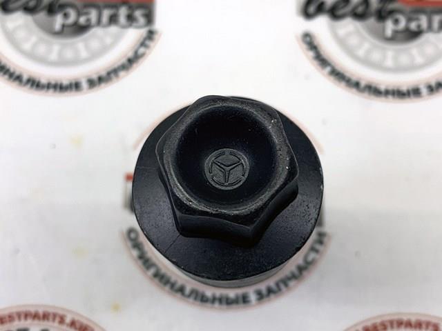  Mercedes A0009904818