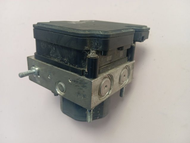 Блок АБС гідравлічний Renault (RVI) 476601842R ціна, від 123.32 USD