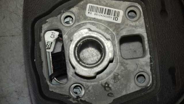 Руль Opel 13351029