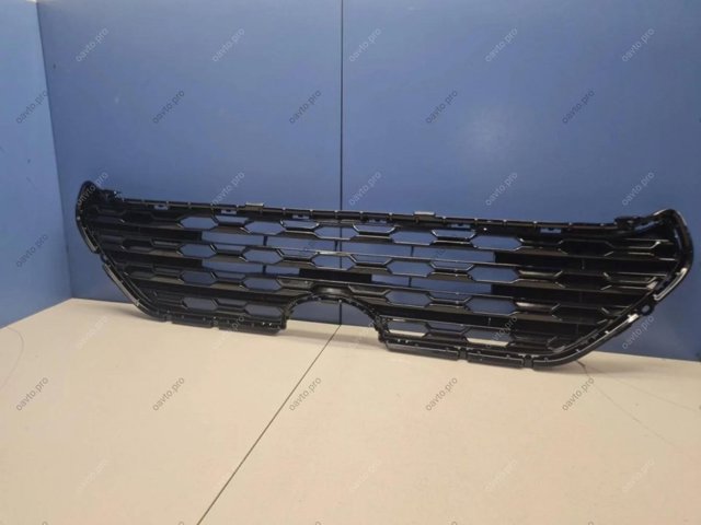 Решітка радіатора 5311242200 Toyota