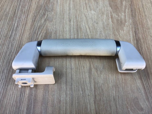 Купити LR040318 Land Rover 
