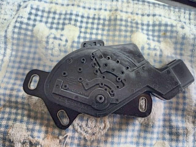Датчик нейтральної передачі TQ33048 Tqparts