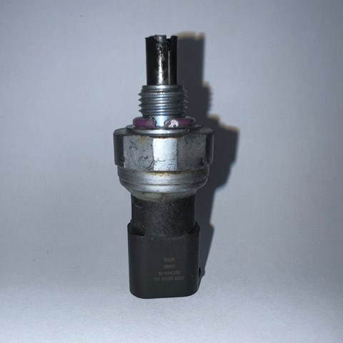 Jaguar J9D1161 ціна, від 87.02 USD