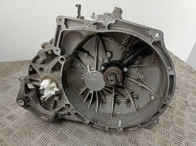 КПП в зборі Mazda 3M5R7002YF