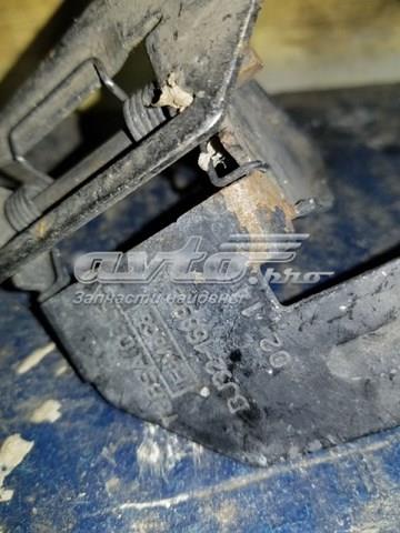 LR032631 Land Rover Навішування і упор капота