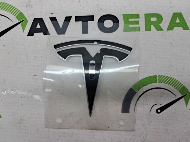 Фірмовий значок на кришку багажника Tesla 160778600A