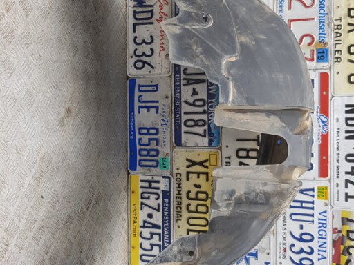 Купити AA8Z7428370A Ford Підкрилок заднього крила, правий