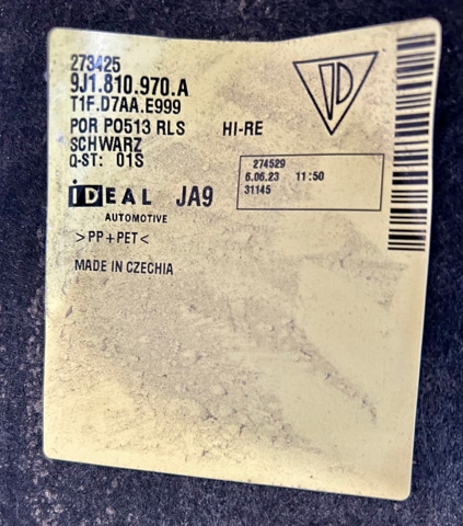 Підкрилок заднього крила, правий 9J1810970A Porsche