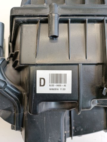 Фільтр повітряний Land Rover LR053013