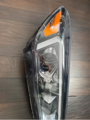 Основна фара - вставка Hyundai/Kia 92102D3 ціна, від 361.11 USD