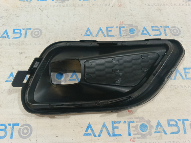 Решітка переднього бампера, ліва FPS FP3813915 ціна, від 28.97 USD