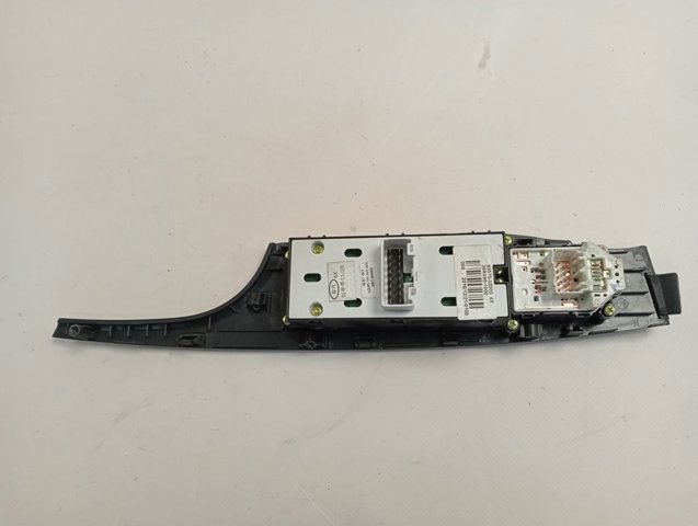  Hyundai/Kia 935703Z000