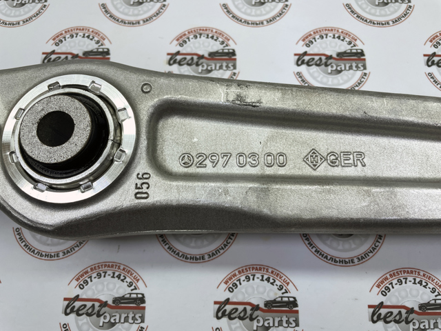 Важіль передній лівий Mercedes A2973305500 ціна, від 653.05 USD