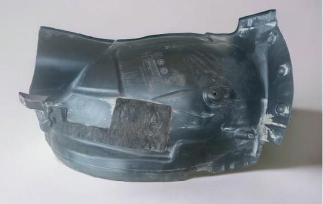 Підкрилок переднього крила, лівий задній Mercedes A2478807909 ціна, від 87.41 USD
