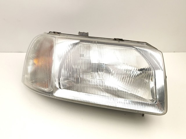 Фара правая Land Rover XBC000300 ціна, від 82.78 USD