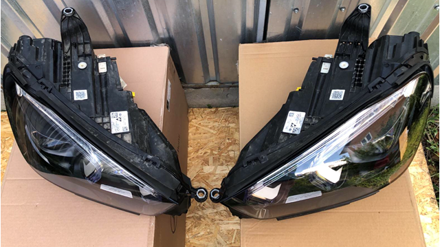 Основна фара - вставка Mercedes A167906420428 ціна, від 1104.97 USD