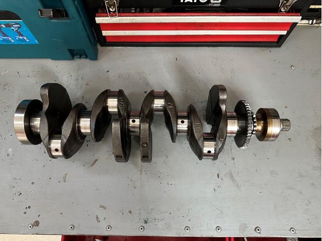 Вал колінчастий і маховик BMW 11212212762 ціна, від 908.72 USD