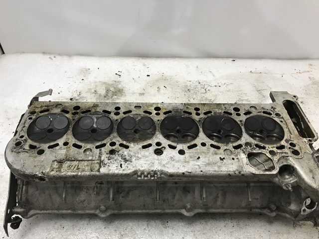 1436793 BMW Головка циліндрів