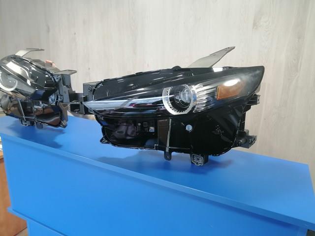 Купити DGH951040A Mazda Блок фара ліва