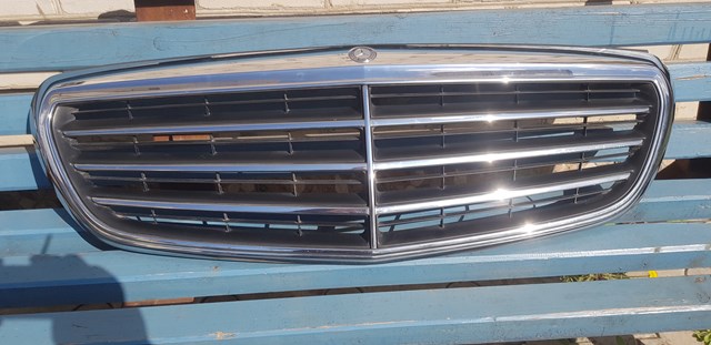 Купити A2138805702 Mercedes 