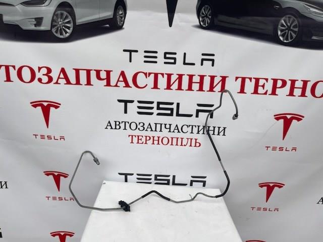 Купити 104471200D Tesla 