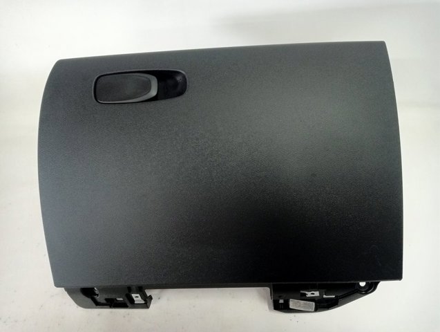 31417596 Volvo Кришка бардачка