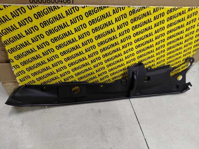 51767475290 BMW Ущільнювач арки крила