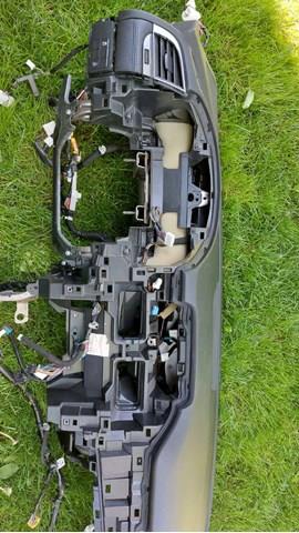 GMG56035002 Mazda Передня панель