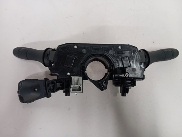  Renault (RVI) 255676114R ціна, від 351.21 USD