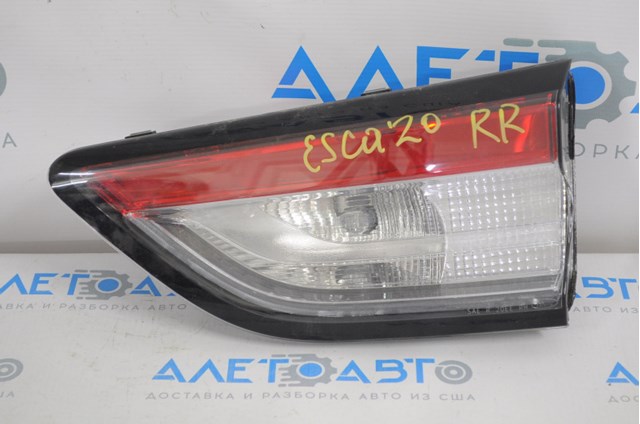 Купити ZFD21N10R Signeda Ліхтар задній внутрішній правий