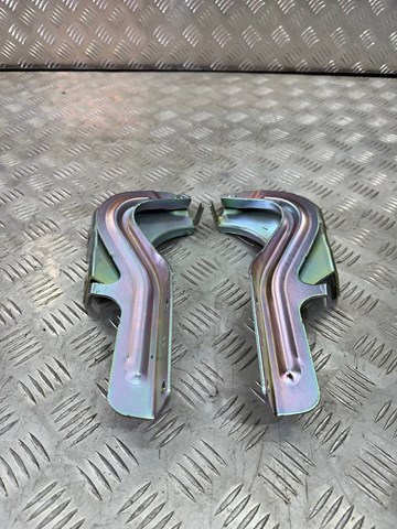 Завіса капота права FPS FP5081286 ціна, від 16.20 USD