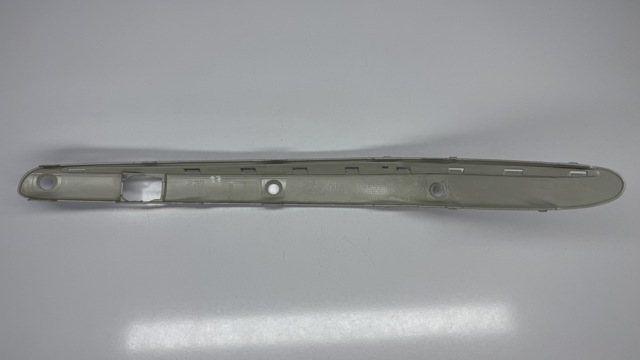 Молдинг переднього бампера, правий FPS FP4610934