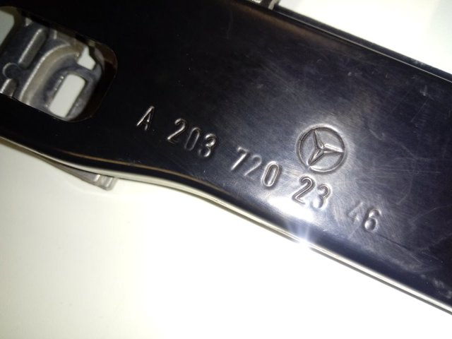  Mercedes A2037202346
