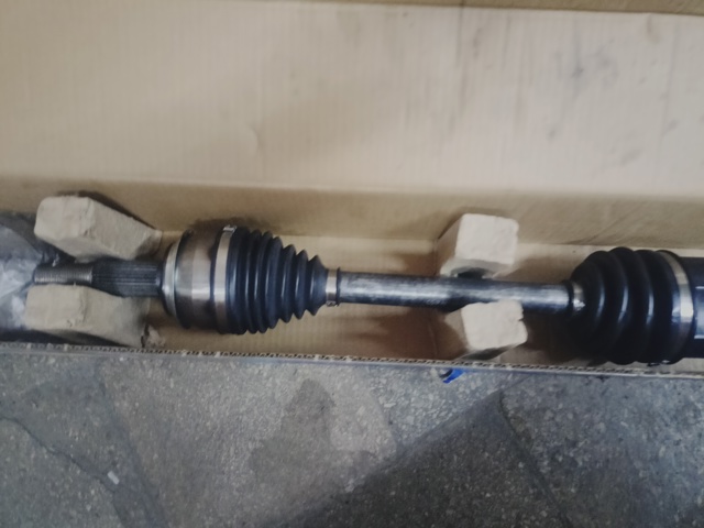 Піввісь передня, права GSP NCV53032 ціна, від 133.62 USD