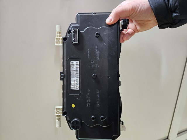  8200796010 Renault (RVI)