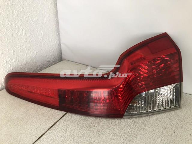 30744542 Volvo 