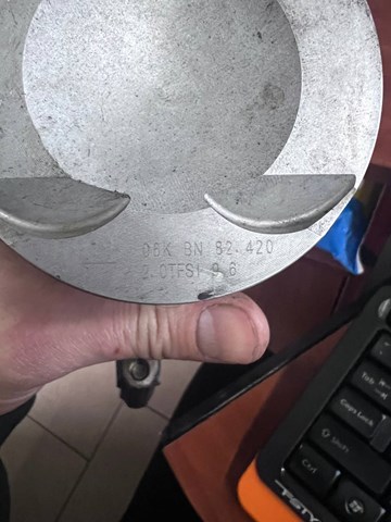  VAG 06KBN82420