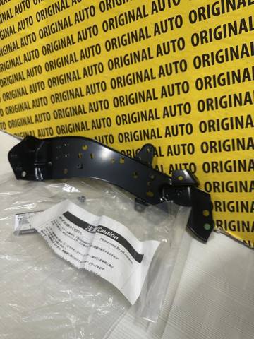 Купити TKZ8522R0A Mazda Кронштейн кріплення крила переднього лівого, передній