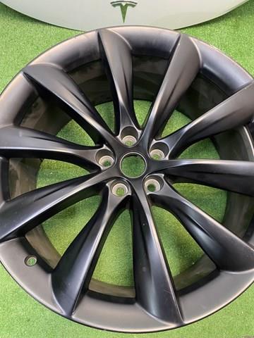 Купити 102724700F Tesla 