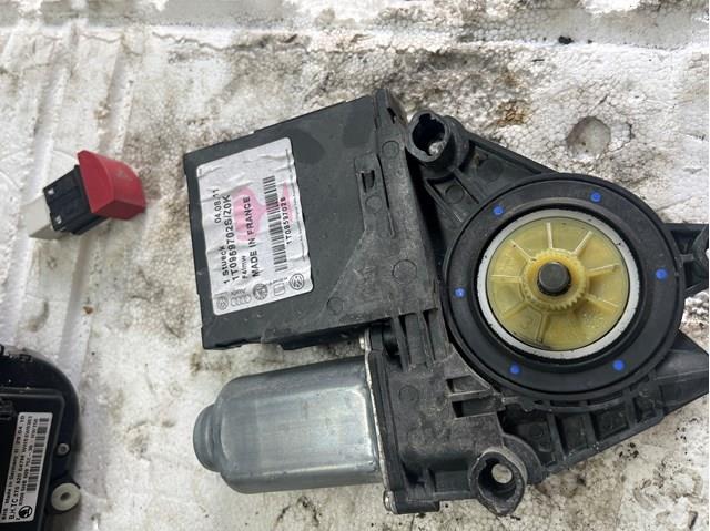 Блок комфорту передніх дверей 5K0959792A VAG