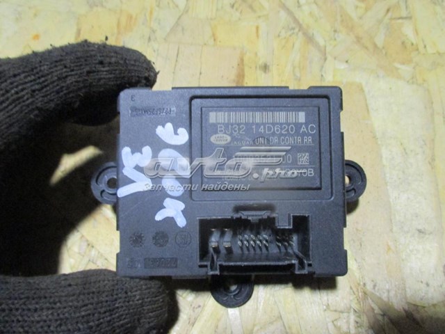 Блок комфорту задніх дверей BJ3214D620AC Land Rover