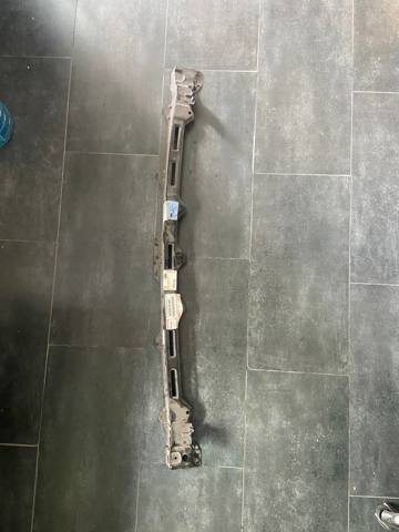 525060C061 Toyota Кронштейн бампера переднього, центральний