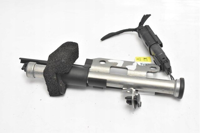 Піропатрон петлі капота Volvo 32277484 ціна, від 165.04 USD